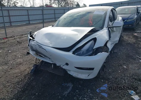 2023 Tesla Model 3 Performance Dual Motor All-Wheel Drive z USA, uszkodzony, nr VIN 5YJ3E1EC0PF492452